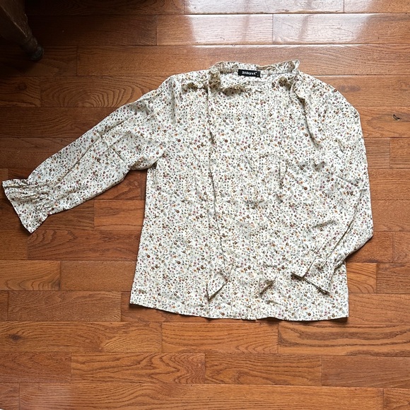 Floral Long Sleeve Blouse - Picture 1 of 9